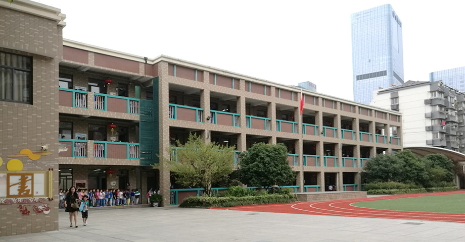 南京五老村小學(xué)家長(zhǎng)接送安保管理系統(tǒng)案例。